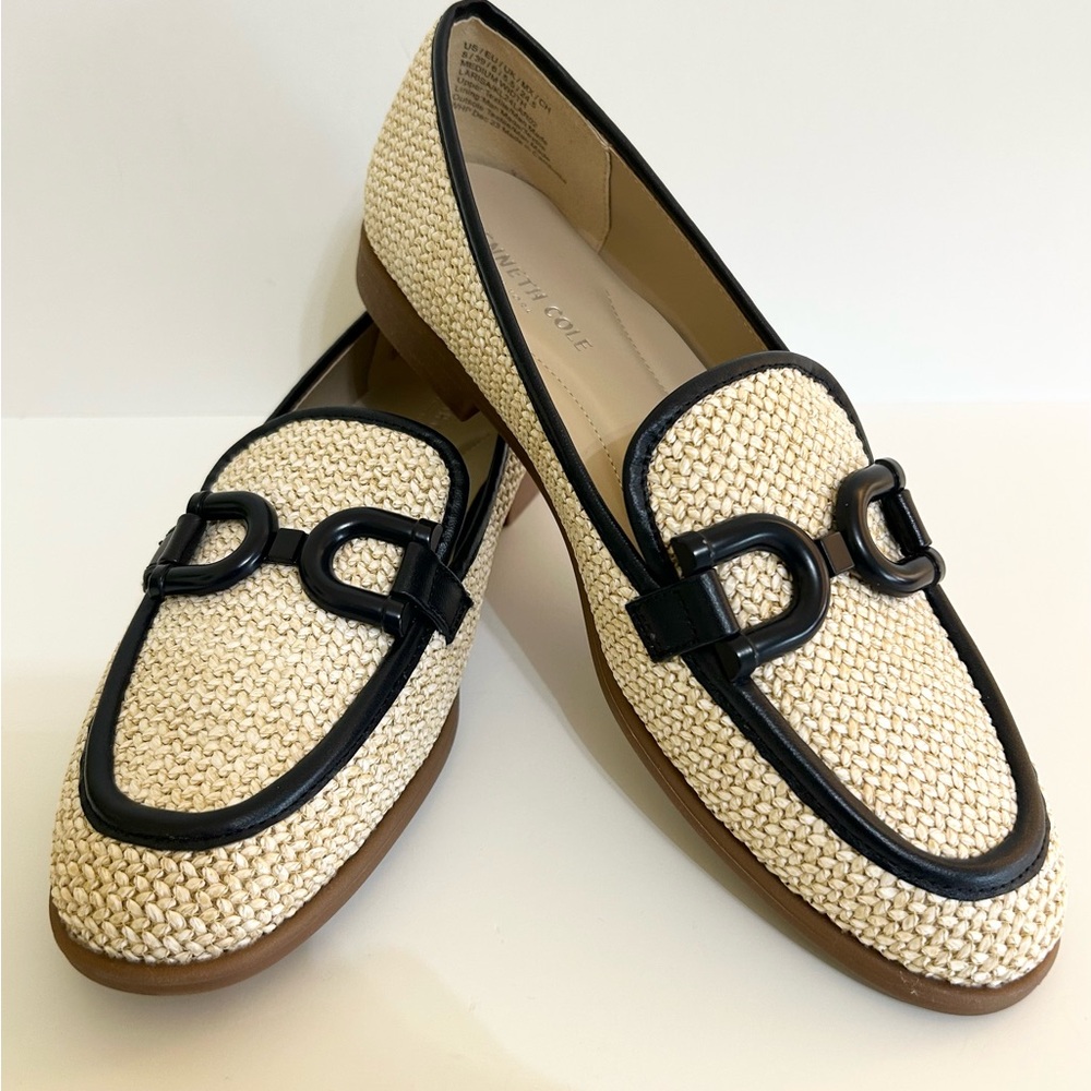 Cole Haan Cream Woven Loafers with NAVY BLUE Trim Size 8.